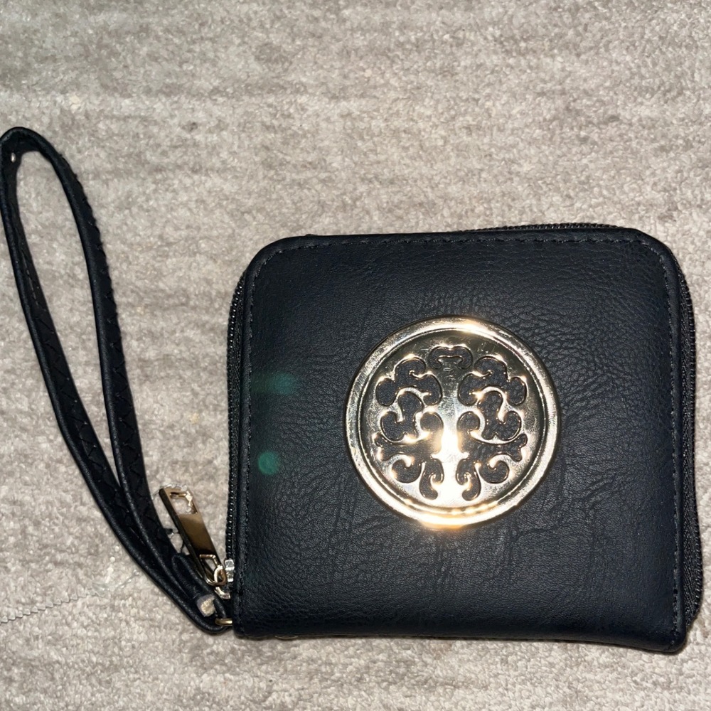 Black Faux Leather Wristlet Wallet Gold Filigree Medallion Zip Around Clutch